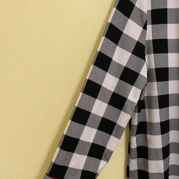 Rae Dunn Christmas P. J. Buffalo Plaid - Size Large - Very Soft - **TOP ONLY - Picture 4 of 7